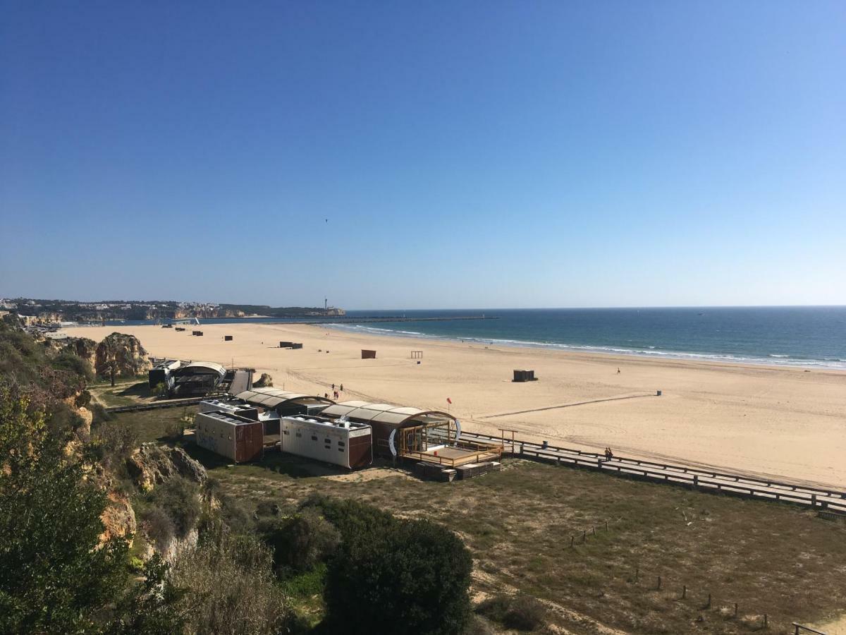 Casa Praia By Real Life Concierge - Beachfront Lovely Apartment Portimao Exterior photo